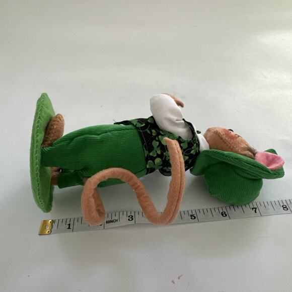 Annalee Irish Doll St Patrick 's Day Holding Beer Stein Mouse Collectible 7" - Picture 7 of 8